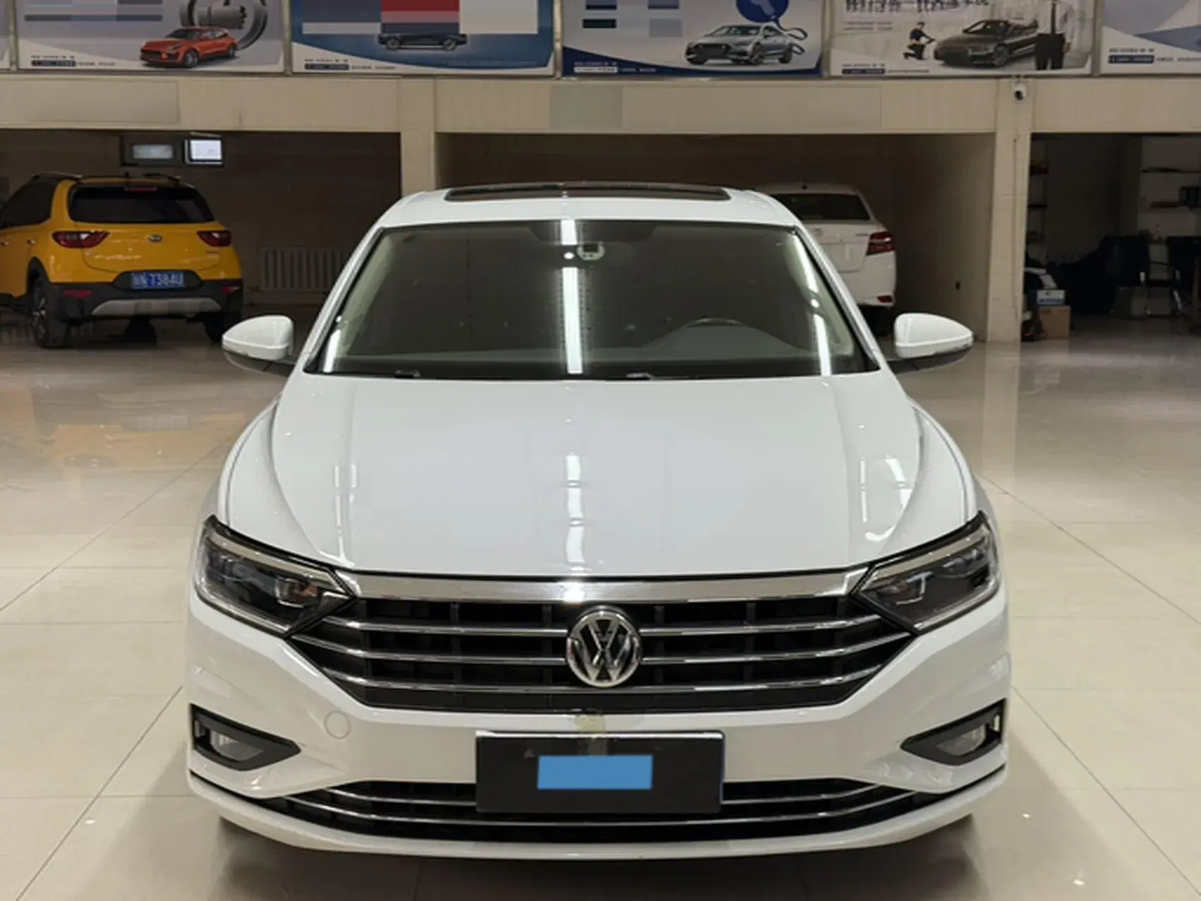 2021 VOLKSWAGEN SAGITAR thumbnail 2