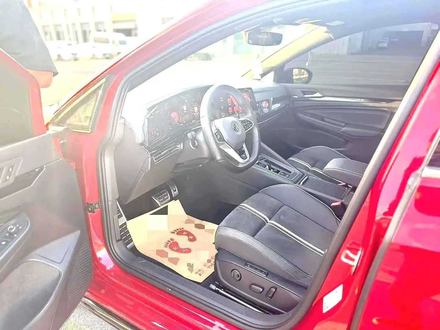 2021 VOLKSWAGEN GOLF thumbnail 3