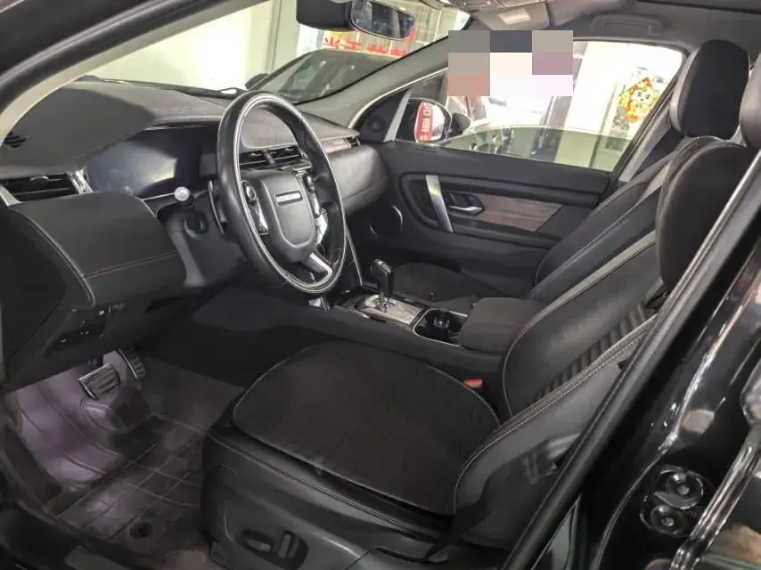 2020 LAND ROVER thumbnail 4