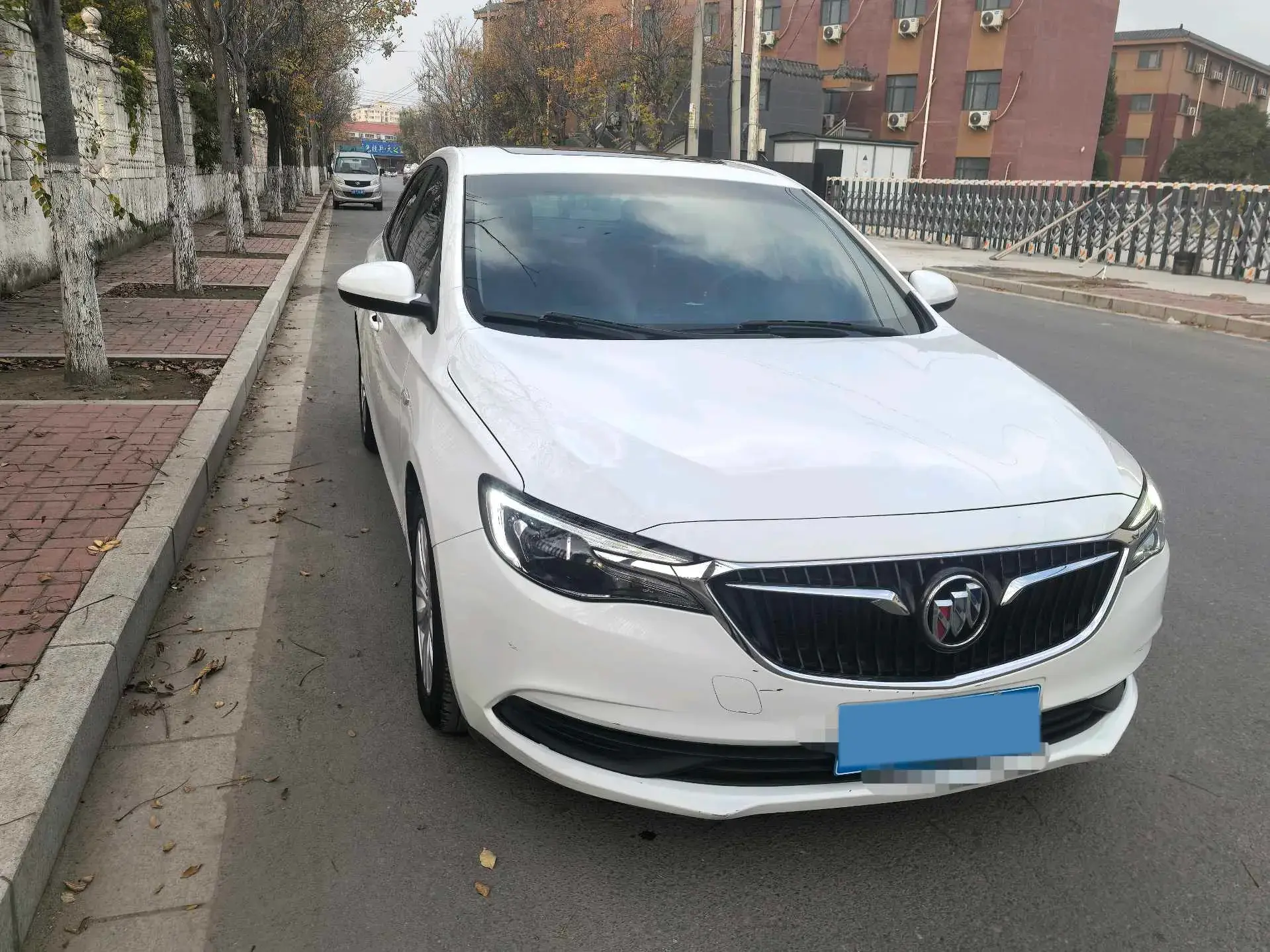 2020 BUICK VERANO thumbnail 2