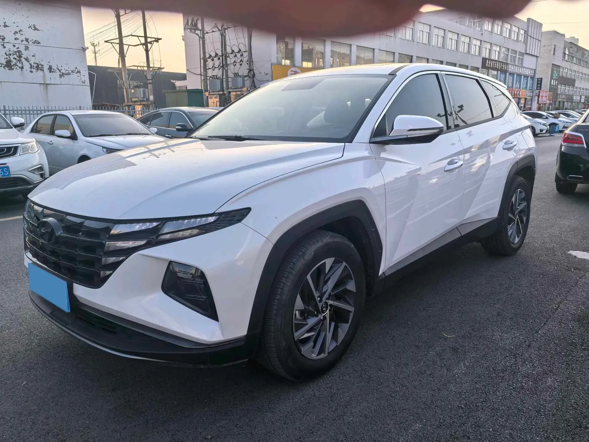 2022 HYUNDAI TUCSON view 1