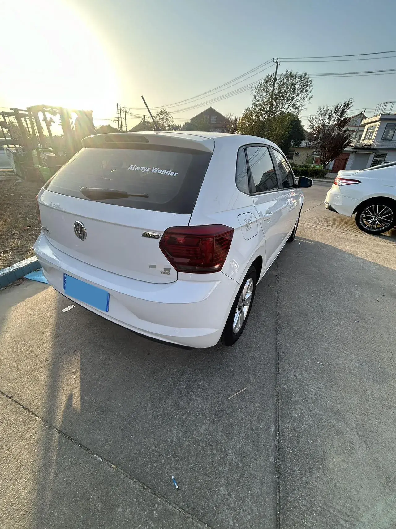 2019 VOLKSWAGEN POLO thumbnail 4