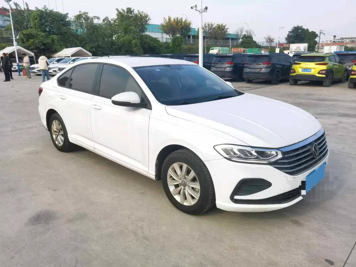 2023 VOLKSWAGEN LAVIDA thumbnail 3