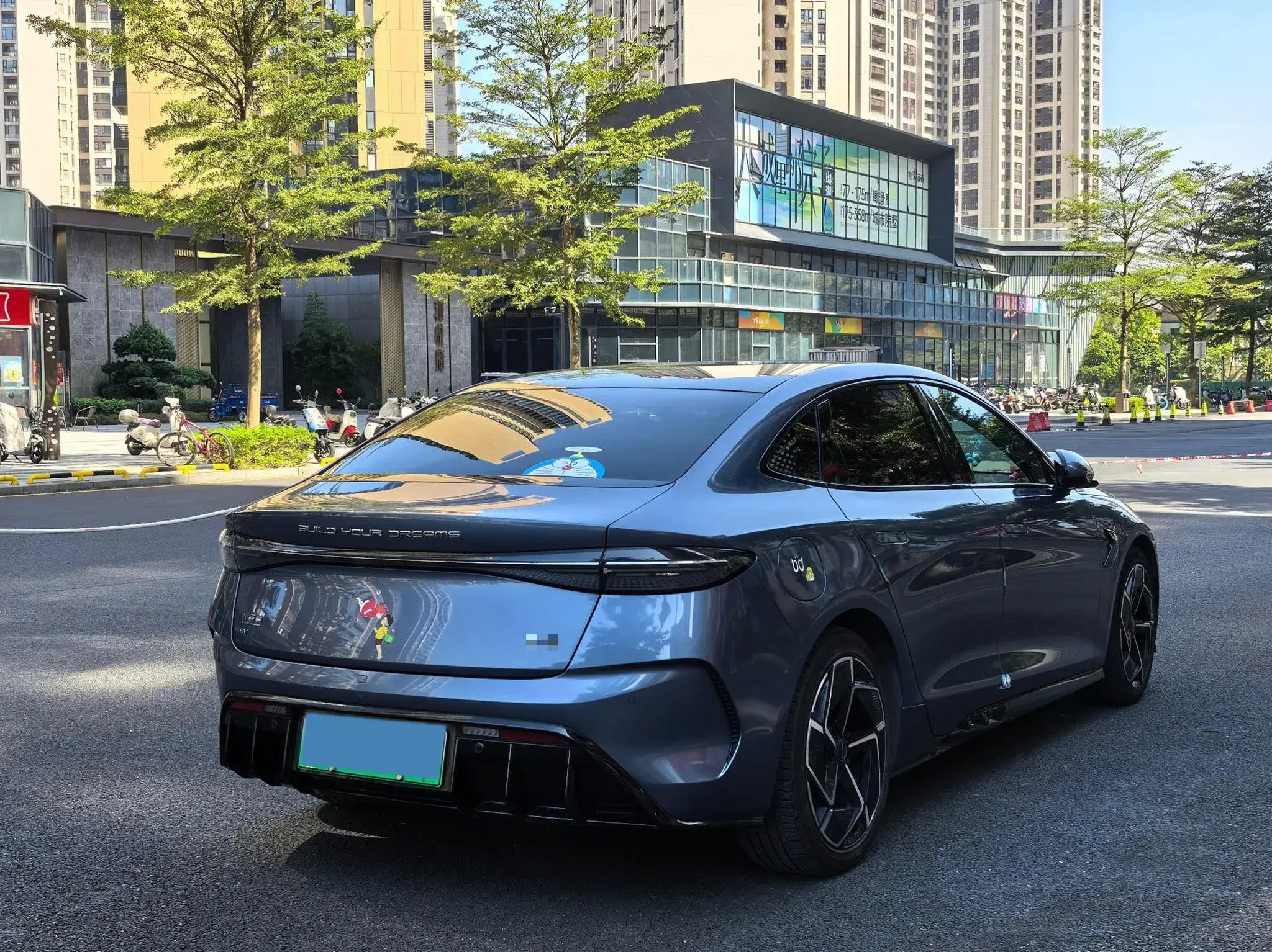 2022 BYD SEAL thumbnail 4