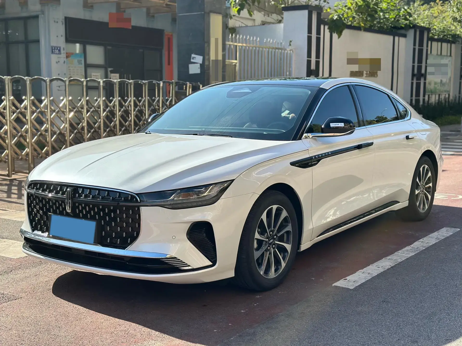 2025 LINCOLN Z view 1