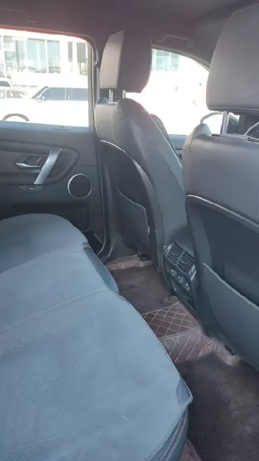 2021 Land Rover Discovery Sport 2.0T 249HP L4 9AT,autocango,china used car exporter,china ev exporter,chinese used car exporter,chinese used ev exporter