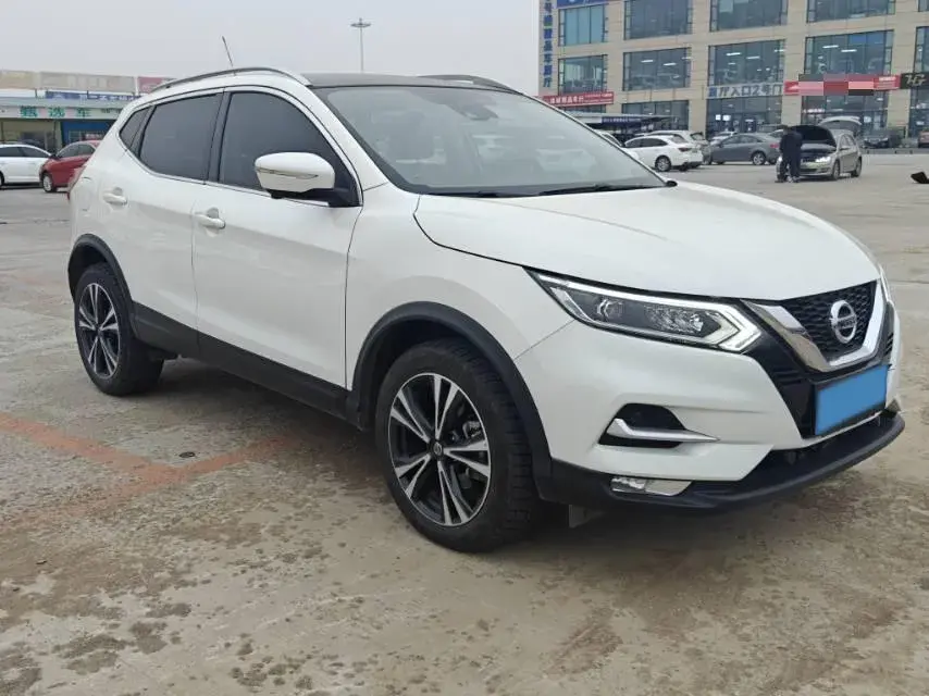 2022 NISSAN QASHQAI thumbnail 3