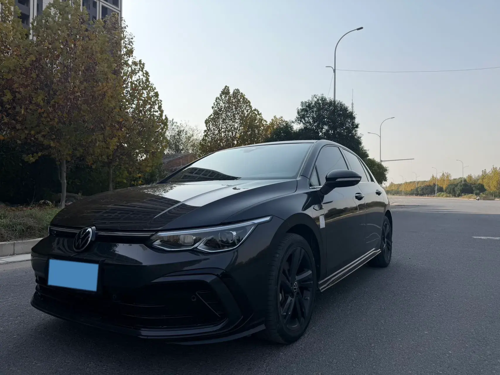 2021 VOLKSWAGEN GOLF view 1