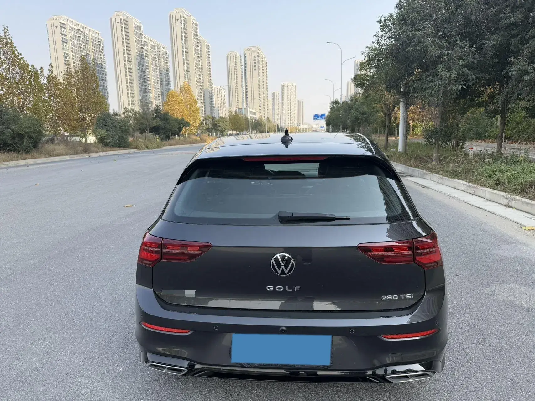 2021 VOLKSWAGEN GOLF thumbnail 4