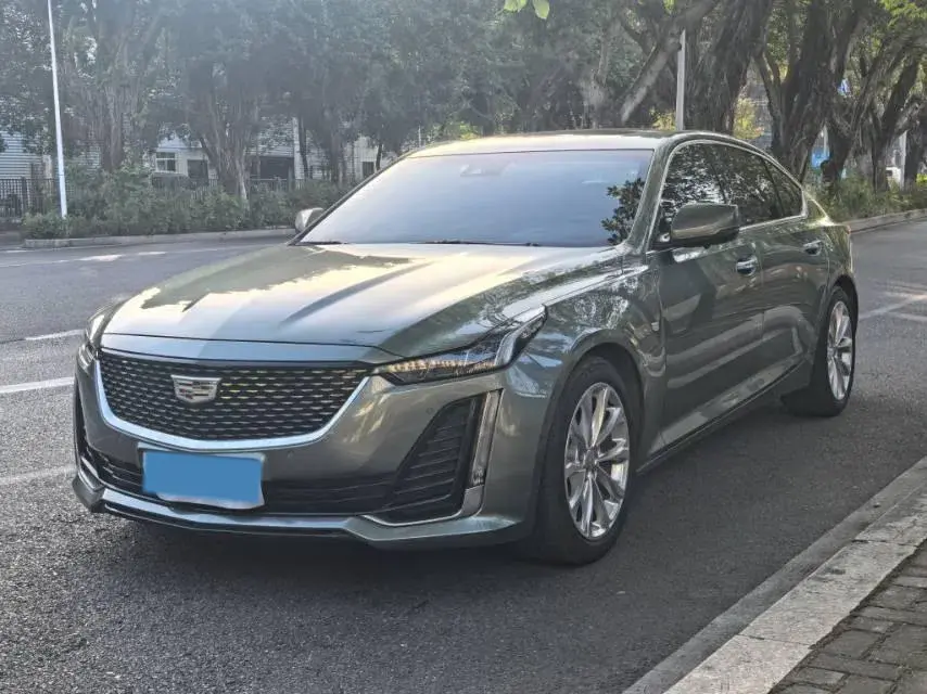 2023 CADILLAC CT5 view 1