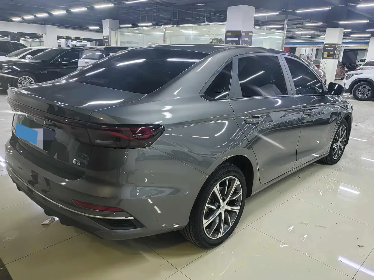 2022 Geely Emgrand L 1.4T 141HP L4 CVT,autocango,china used car exporter,china ev exporter,chinese used car exporter,chinese used ev exporter