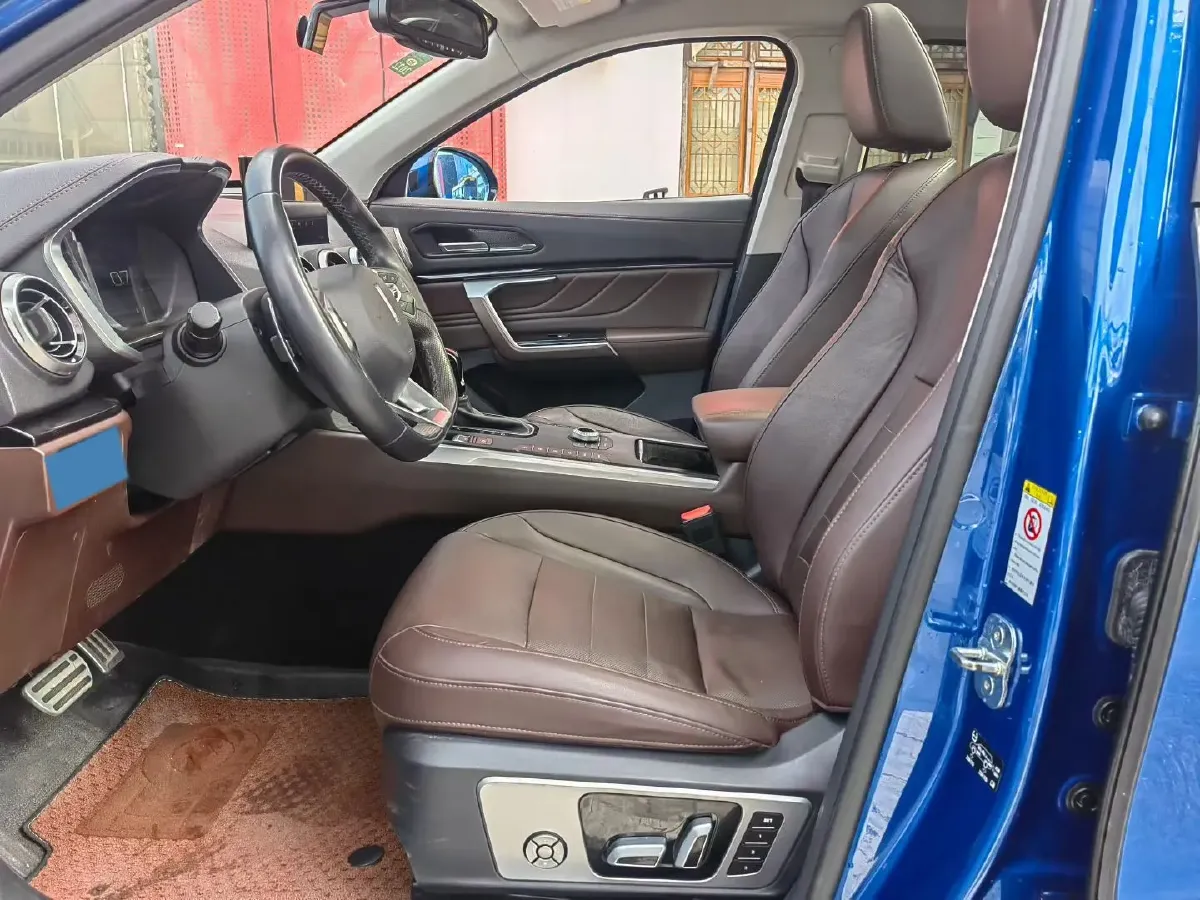 2017 Zotye T700 2.0T 190HP L4 8AT,autocango,china used car exporter,china ev exporter,chinese used car exporter,chinese used ev exporter