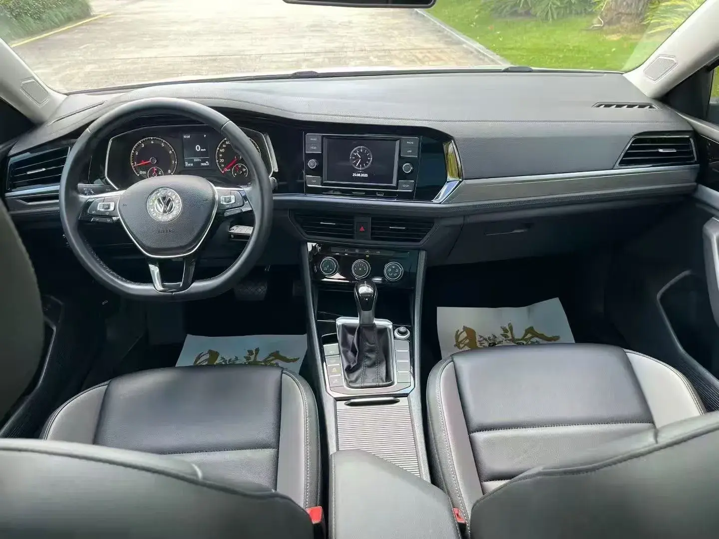 2019 VOLKSWAGEN SAGITAR thumbnail 4