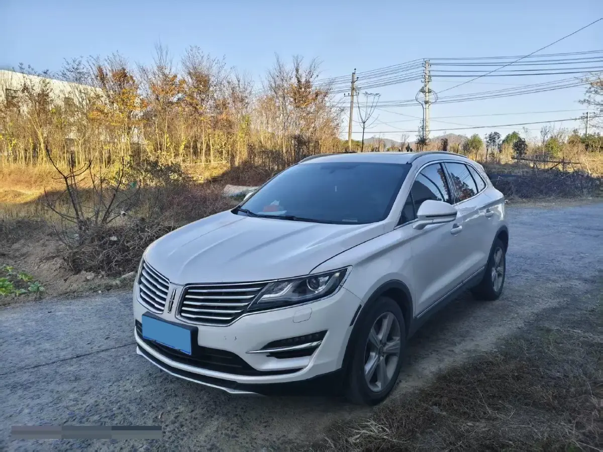 2018 Lincoln MKC 2.0T 203HP L4 6AT