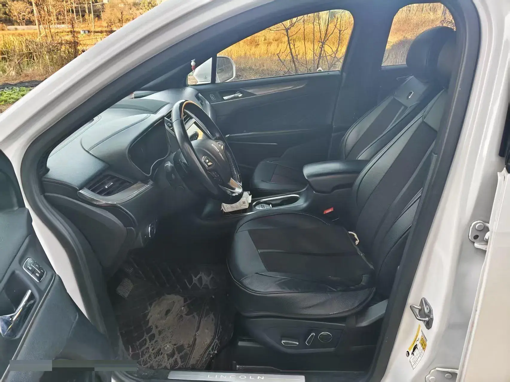 2018 LINCOLN MKC thumbnail 4