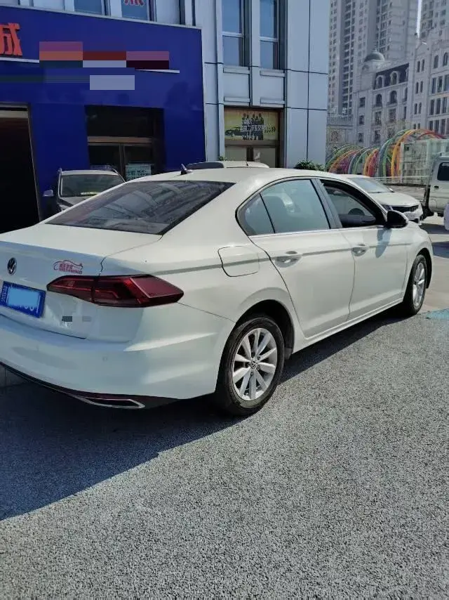 2020 VOLKSWAGEN BORA thumbnail 4