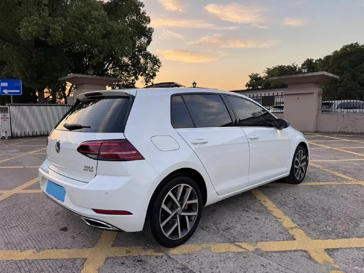 2020 Volkswagen Golf 1.4T 150HP L4 7DCT,autocango,china used car exporter,china ev exporter,chinese used car exporter,chinese used ev exporter