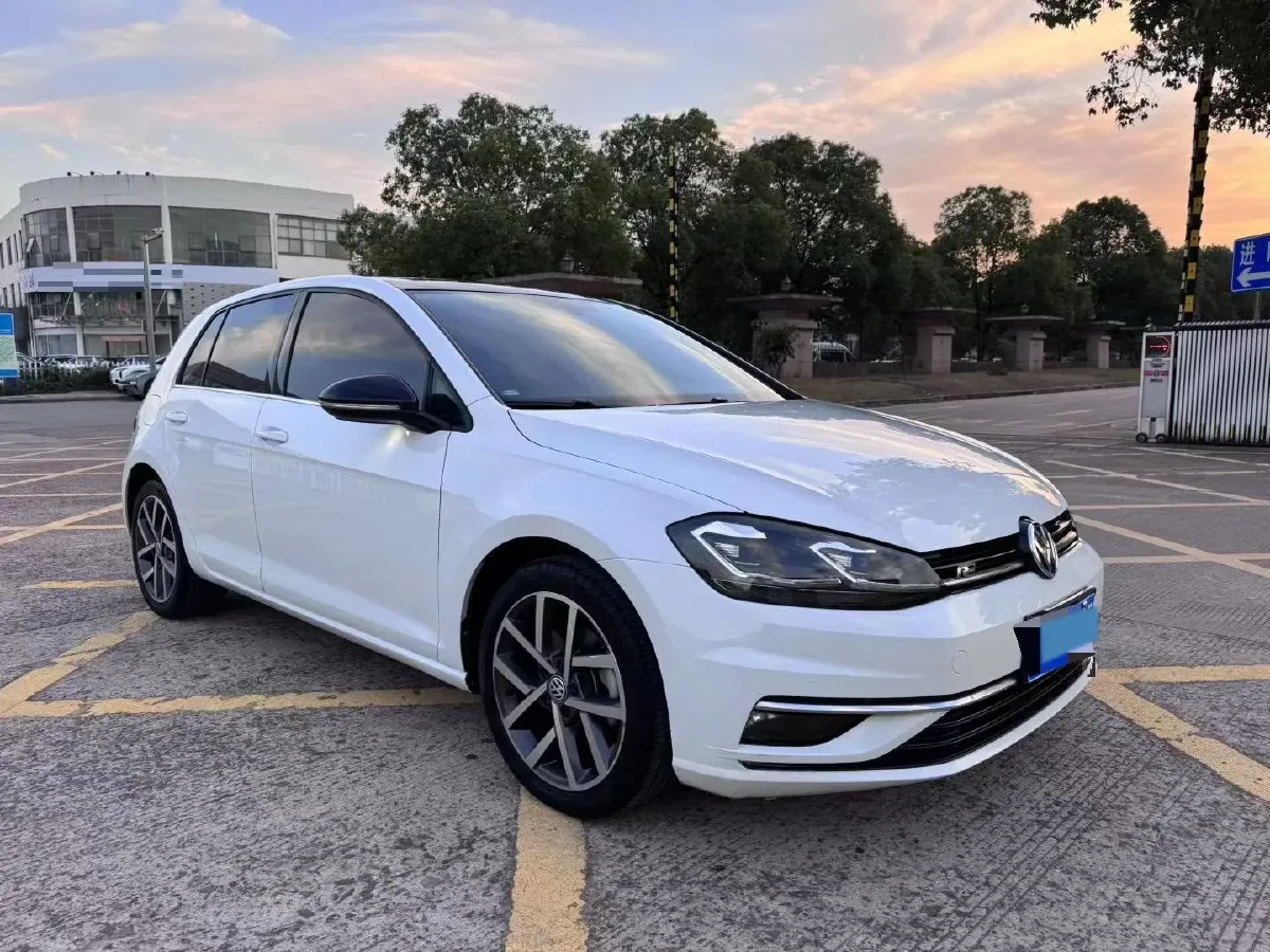 2020 Volkswagen Golf 1.4T 150HP L4 7DCT,autocango,china used car exporter,china ev exporter,chinese used car exporter,chinese used ev exporter