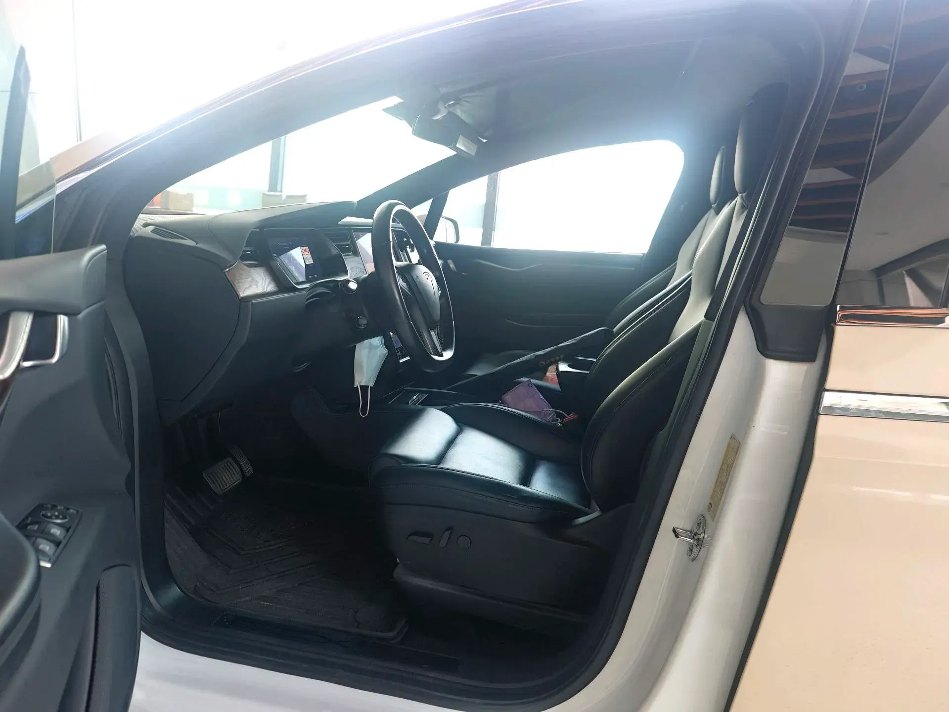 2019 TESLA MODEL thumbnail 4