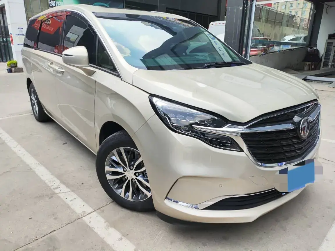 2021 BUICK GL8 thumbnail 3