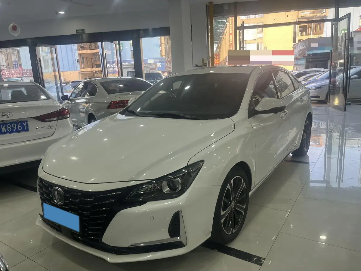 2022 ChangAn Raeton CC 1.5T 188HP L4 7DCT
