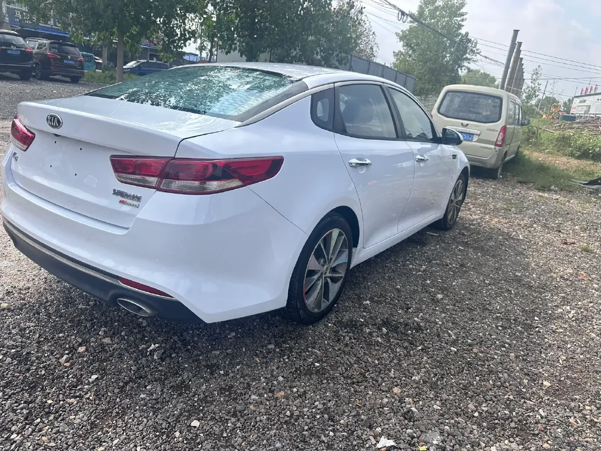 2016 Kia K5 2.0L 161HP L4 6AT,autocango,china used car exporter,china ev exporter,chinese used car exporter,chinese used ev exporter