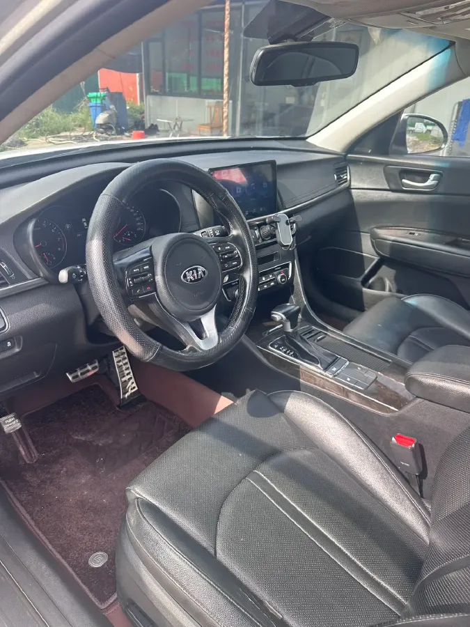 2016 Kia K5 2.0L 161HP L4 6AT,autocango,china used car exporter,china ev exporter,chinese used car exporter,chinese used ev exporter