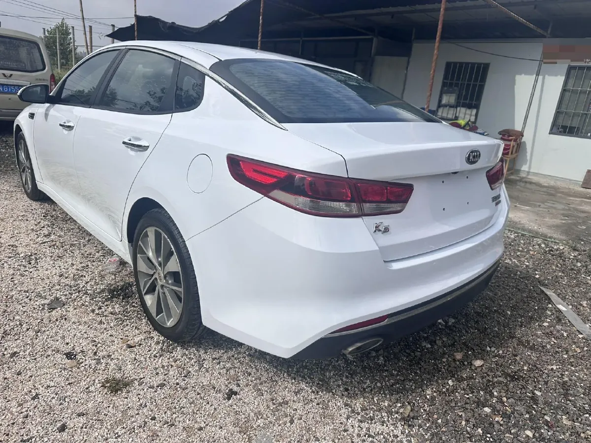 2016 Kia K5 2.0L 161HP L4 6AT,autocango,china used car exporter,china ev exporter,chinese used car exporter,chinese used ev exporter