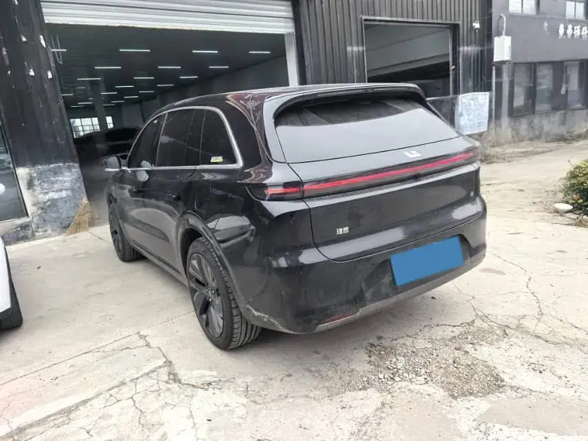 2024 LI L6 thumbnail 3