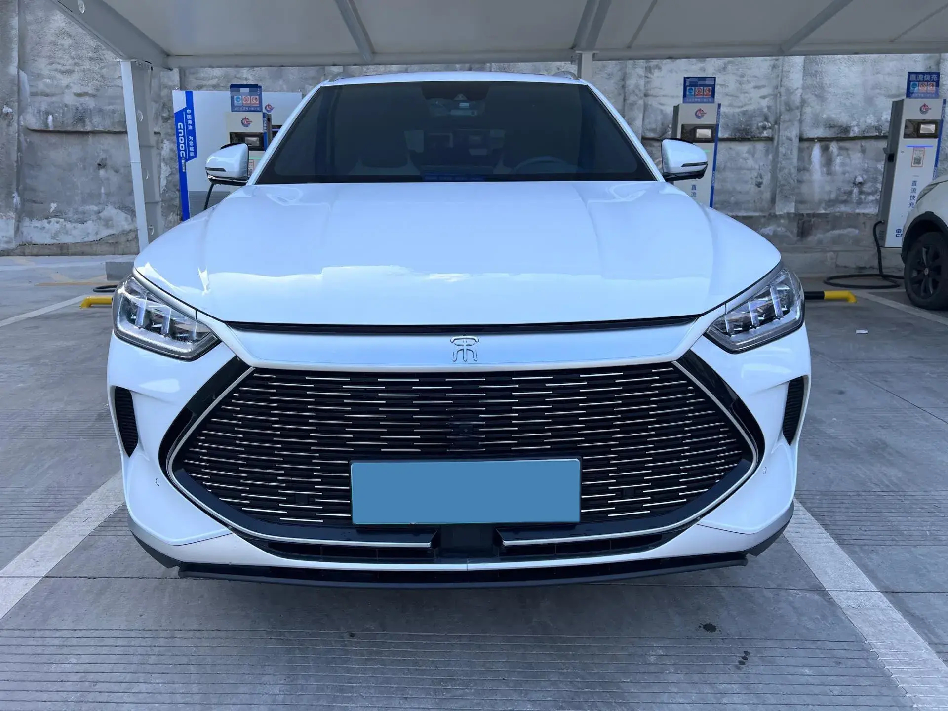 2022 BYD SONG thumbnail 2