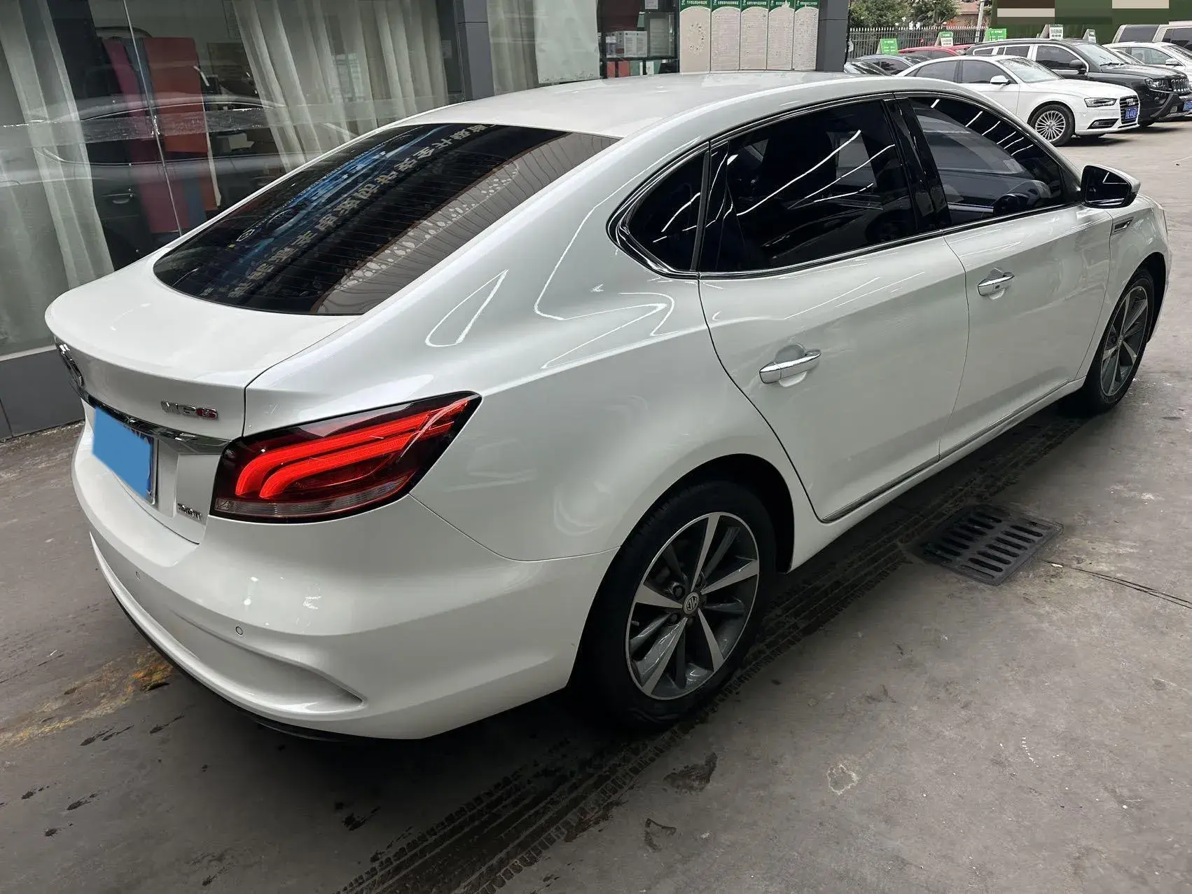 2019 MG MG6 thumbnail 3