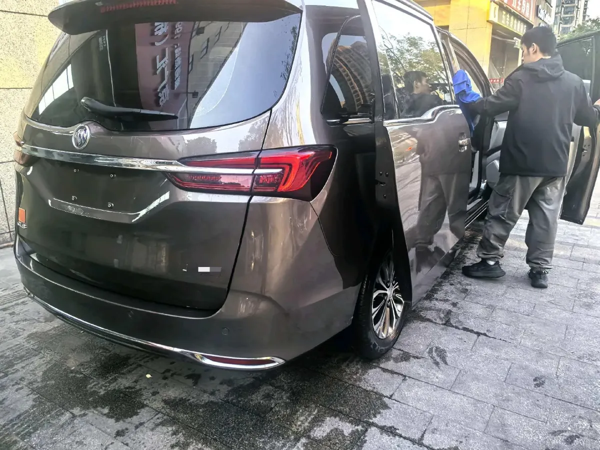 2023 Buick GL8 2.0T 237HP L4 9AT,autocango,china used car exporter,china ev exporter,chinese used car exporter,chinese used ev exporter