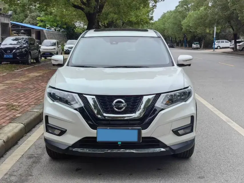 2020 NISSAN X-TRAIL thumbnail 2