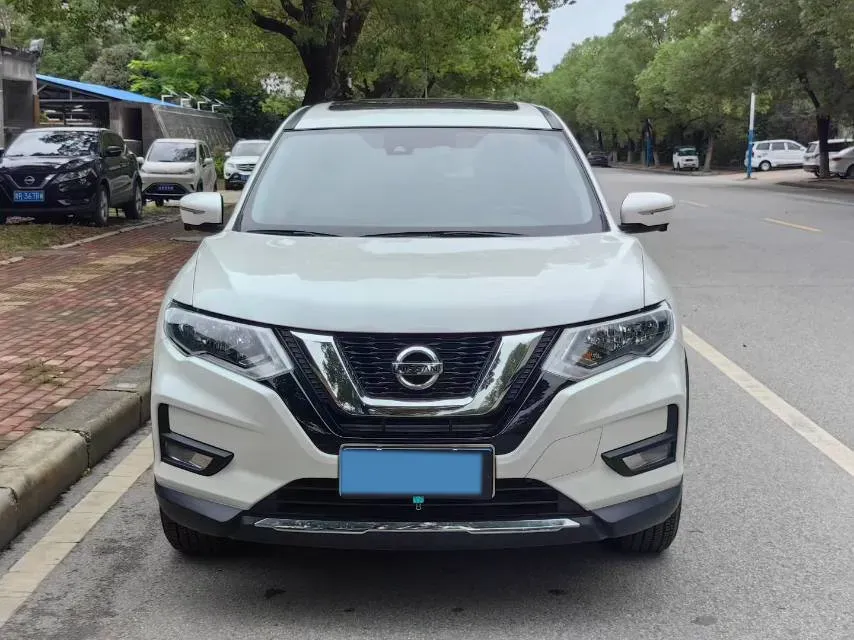 2020 Nissan X-Trail 2.0L 154HP L4 CVT,autocango,china used car exporter,china ev exporter,chinese used car exporter,chinese used ev exporter