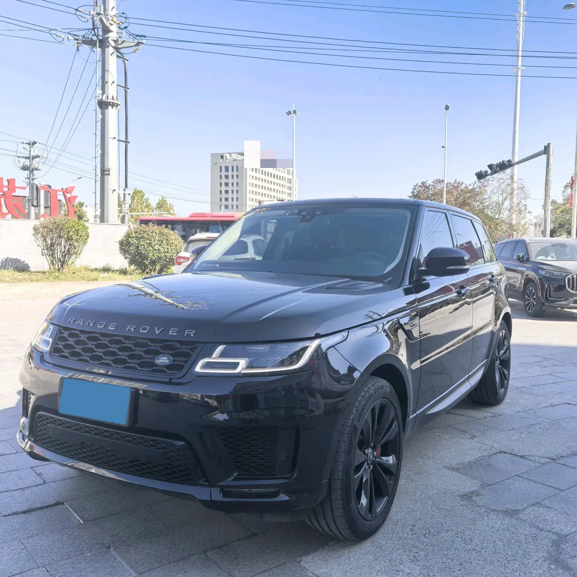 2019 LAND ROVER view 1