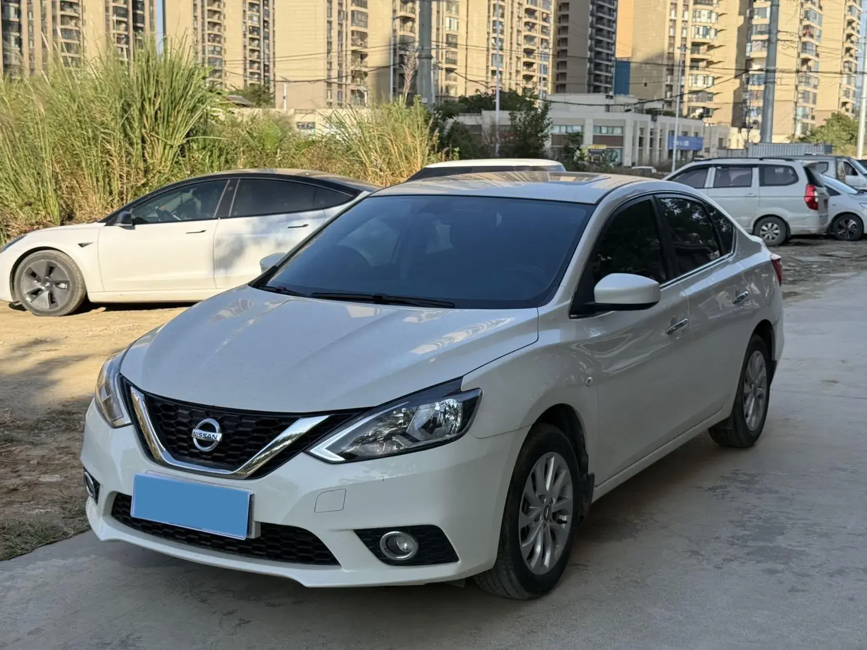 2022 NISSAN SYLPHY view 1