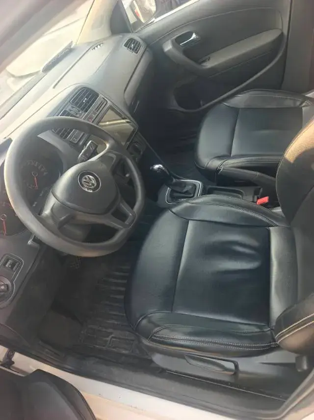 2018 VOLKSWAGEN POLO thumbnail 3