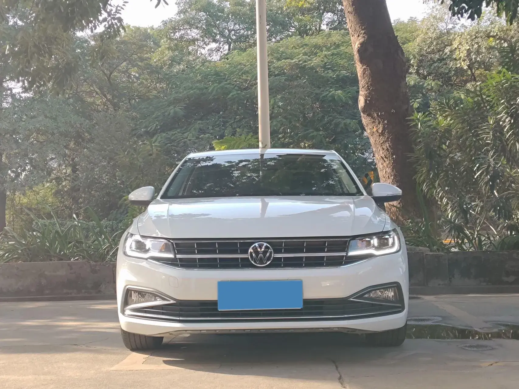 2021 VOLKSWAGEN BORA thumbnail 2