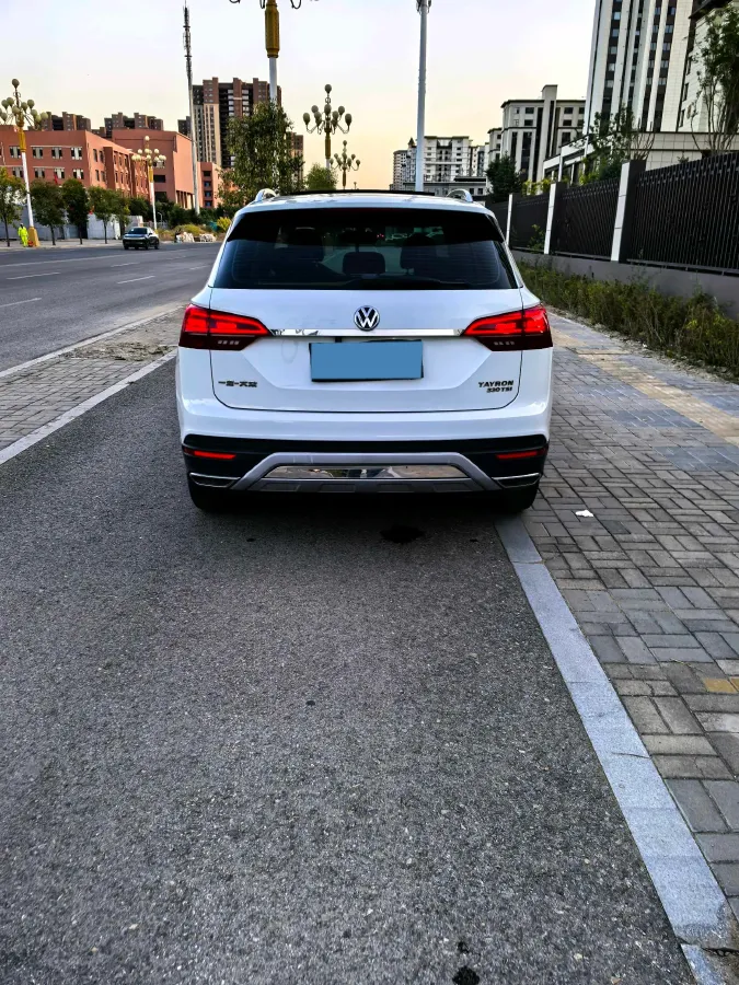 2019 Volkswagen Tayron 2.0T 186HP L4 7DCT,autocango,china used car exporter,china ev exporter,chinese used car exporter,chinese used ev exporter