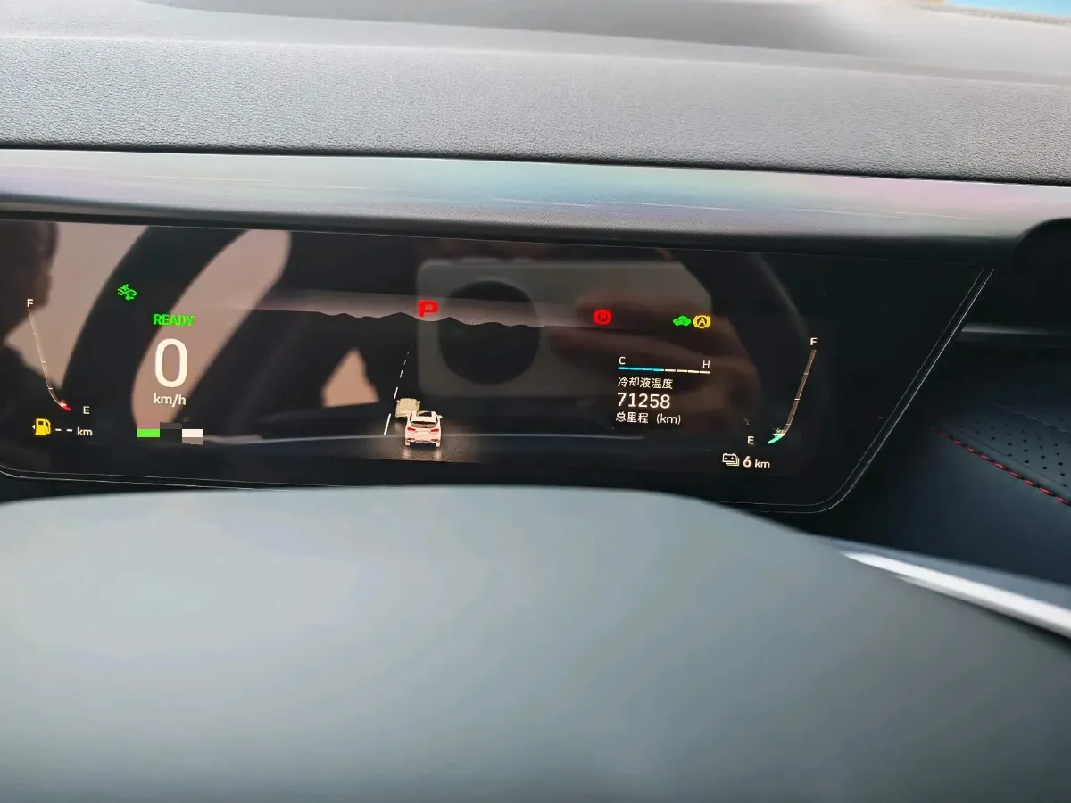 2022 WEY Latte 1.5T 156HP L4 2DHT PHEV 34KWH,autocango,china used car exporter,china ev exporter,chinese used car exporter,chinese used ev exporter