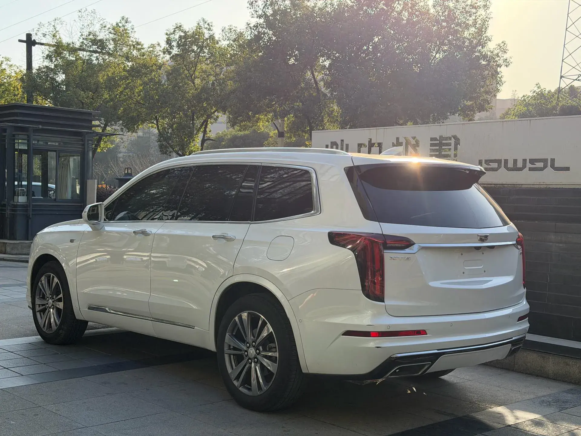 2020 CADILLAC XT6 thumbnail 4