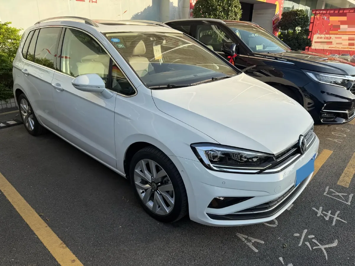 2019 Volkswagen Golf Sportsvan 1.4T 150HP L4 7DCT,autocango,china used car exporter,china ev exporter,chinese used car exporter,chinese used ev exporter