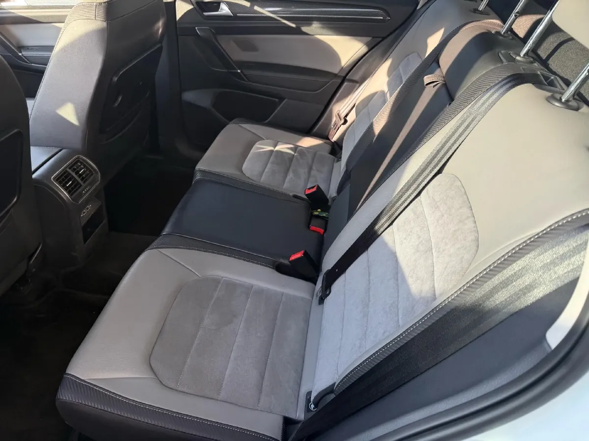 2019 Volkswagen Golf Sportsvan 1.4T 150HP L4 7DCT,autocango,china used car exporter,china ev exporter,chinese used car exporter,chinese used ev exporter