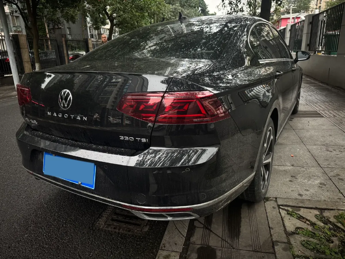 2023 Volkswagen Magotan 2.0T 186HP L4 7DCT,autocango,china used car exporter,china ev exporter,chinese used car exporter,chinese used ev exporter
