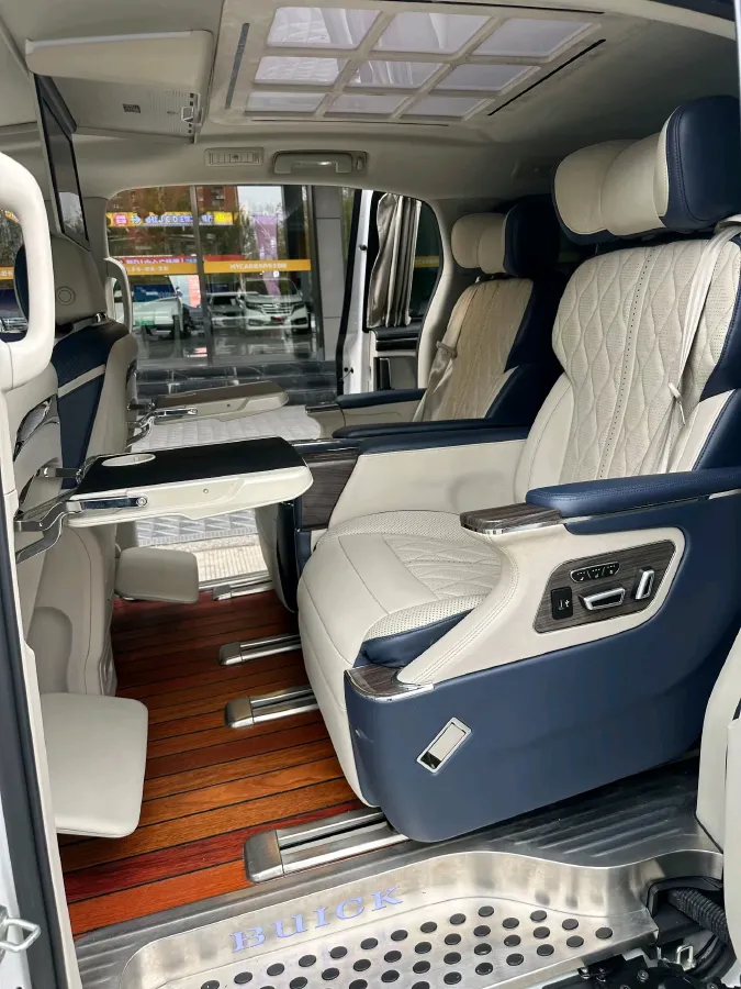 2018 Buick GL8 2.0T 260HP L4 6AT,autocango,china used car exporter,china ev exporter,chinese used car exporter,chinese used ev exporter