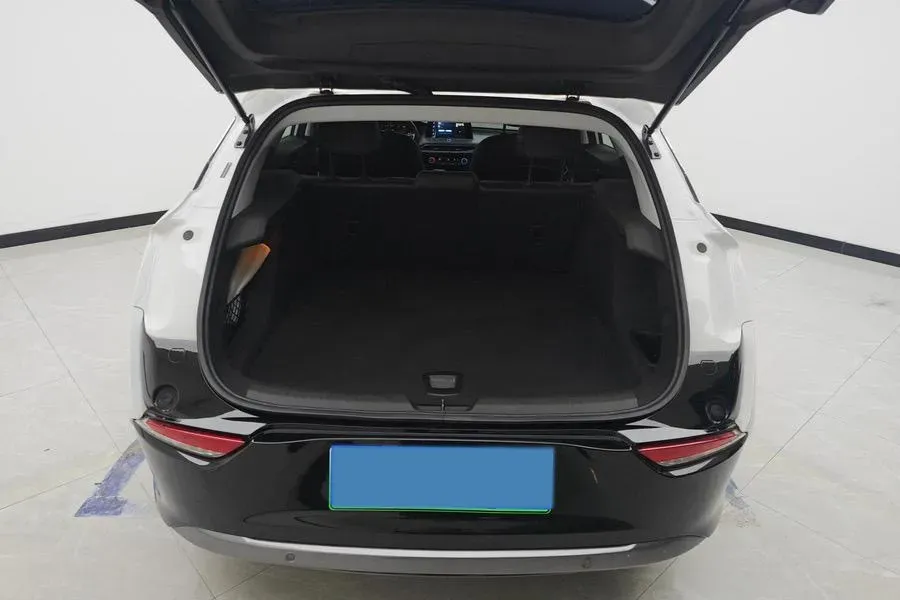 2022 Buick Velite 6 BEV 61.1KWH,autocango,china used car exporter,china ev exporter,chinese used car exporter,chinese used ev exporter