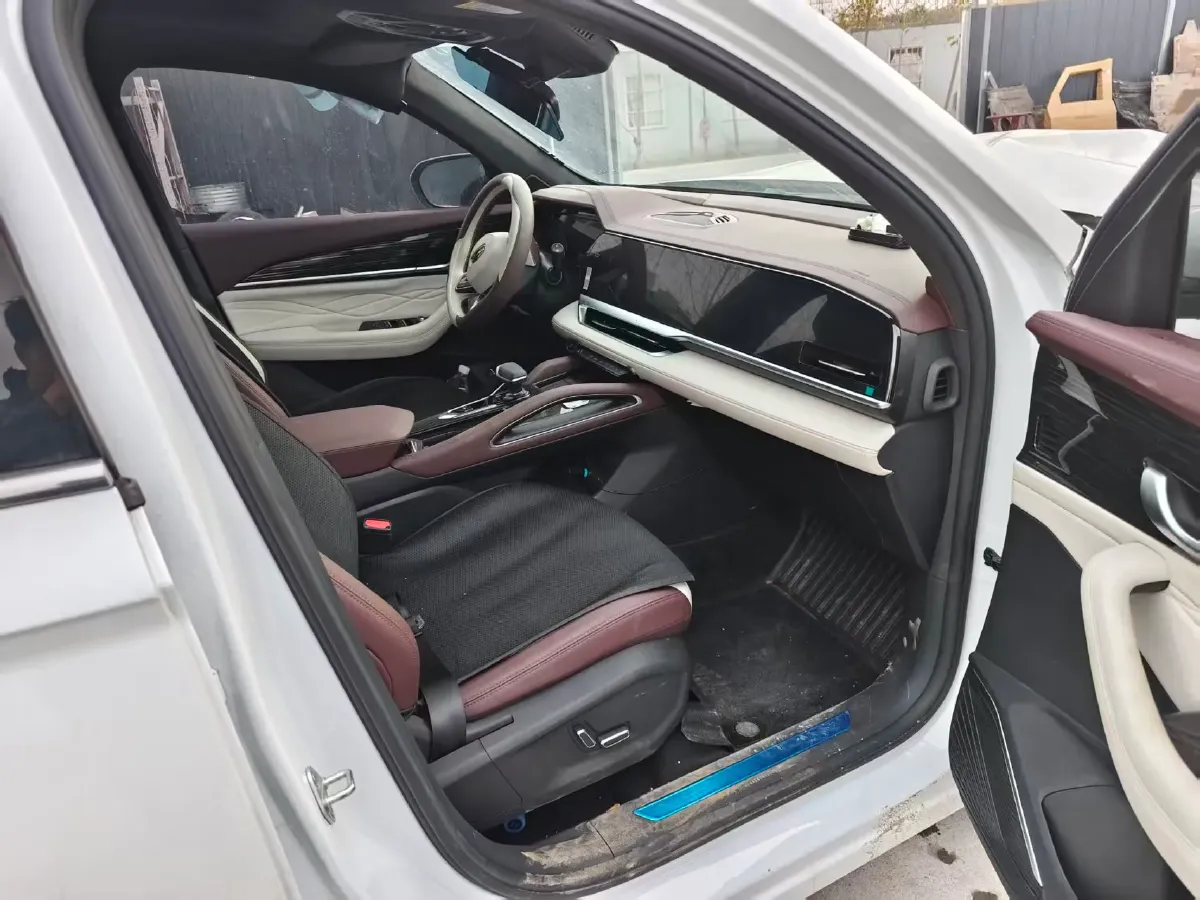 2024 Geely Monjaro 2.0T 238HP L4 8AT,autocango,china used car exporter,china ev exporter,chinese used car exporter,chinese used ev exporter