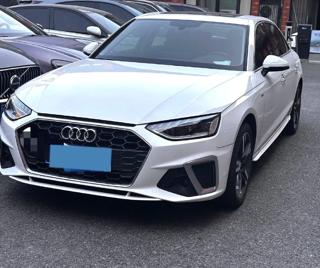 2020 Audi A4L 2.0T 190HP L4 7DCT,autocango,china used car exporter,china ev exporter,chinese used car exporter,chinese used ev exporter