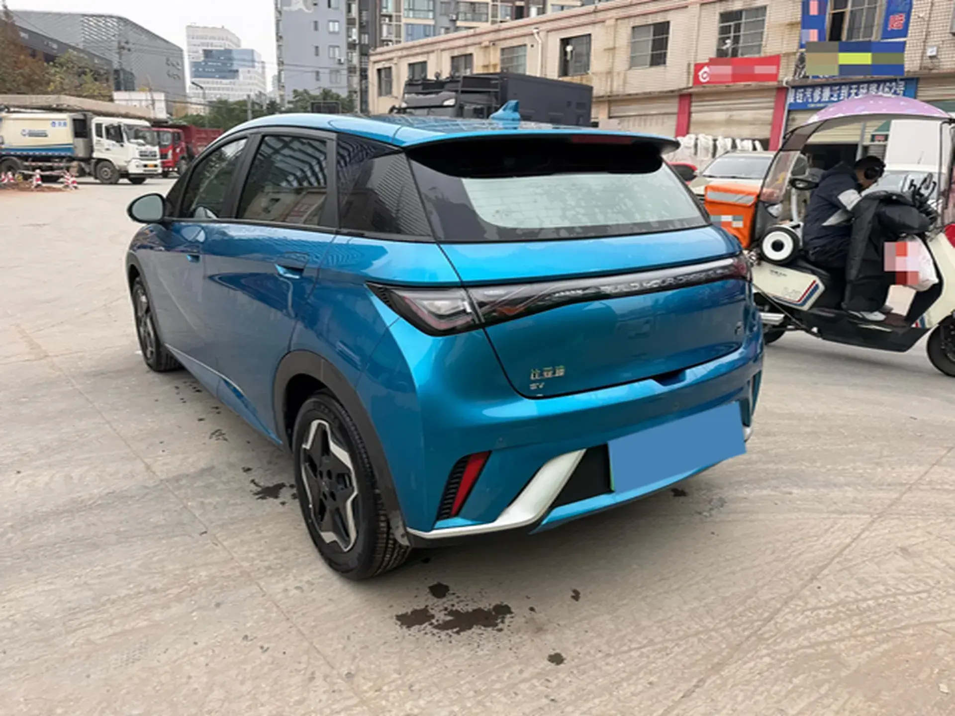 2021 BYD DOLPHIN thumbnail 4