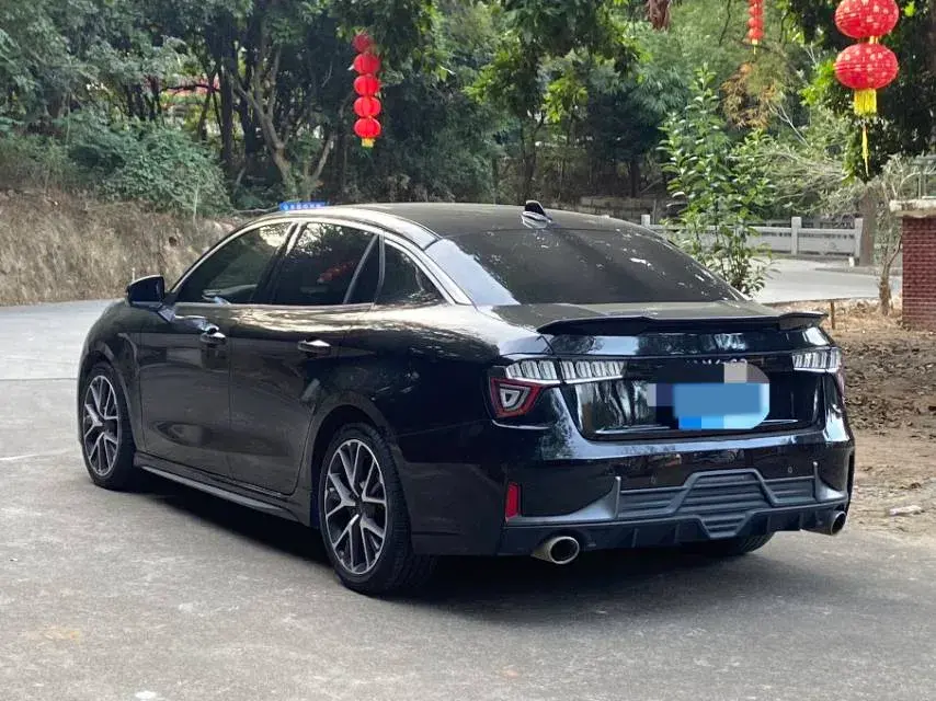 2021 LYNK&CO 03 thumbnail 4